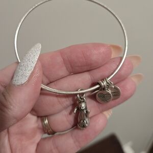 Alex & Ani Charity By Design Friendship Otter
